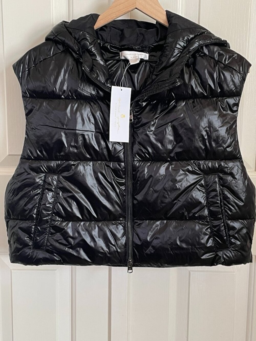 NWT Spiritual Gangster Stella Black Metallic Cropped Puffer Vest M